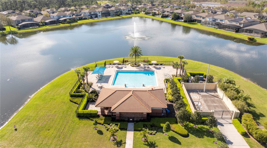 ORLANDO, Florida 32836, 4 Bedrooms Bedrooms, ,4 BathroomsBathrooms,Residential,For Sale,ROYAL ESTATES,0,MFRO6295131