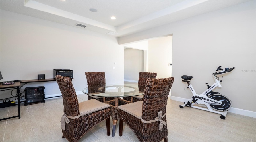 ORLANDO, Florida 32836, 4 Bedrooms Bedrooms, ,4 BathroomsBathrooms,Residential,For Sale,ROYAL ESTATES,0,MFRO6295131