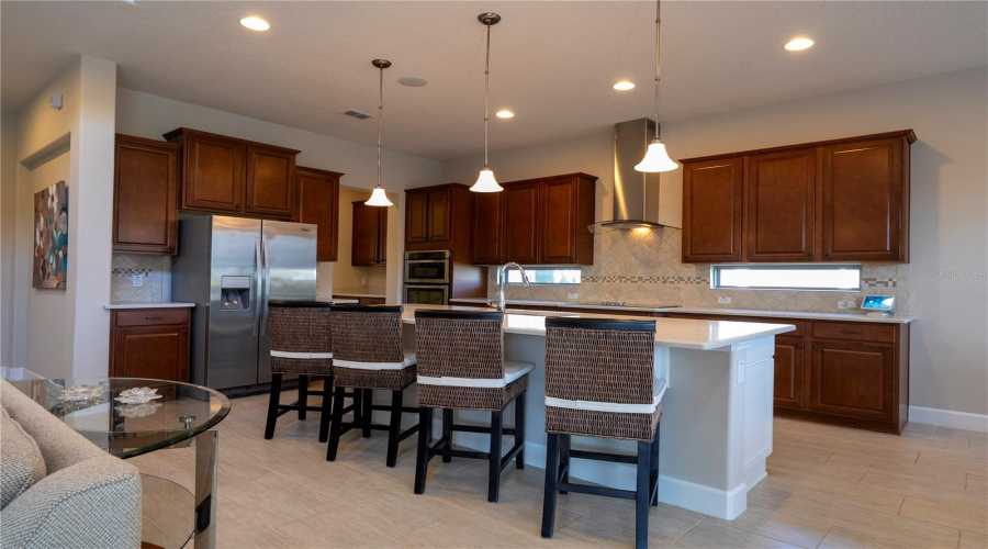 ORLANDO, Florida 32836, 4 Bedrooms Bedrooms, ,4 BathroomsBathrooms,Residential,For Sale,ROYAL ESTATES,0,MFRO6295131