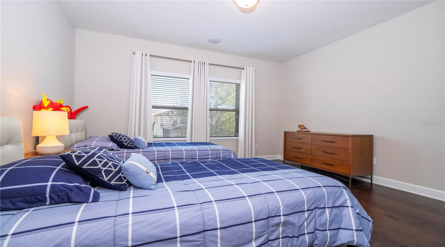 ORLANDO, Florida 32836, 4 Bedrooms Bedrooms, ,4 BathroomsBathrooms,Residential,For Sale,ROYAL ESTATES,0,MFRO6295131