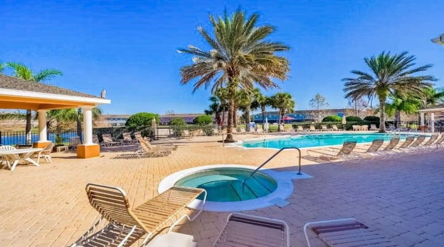 Kissimmee, Florida 34746, 5 Bedrooms Bedrooms, ,3 Bathroomsbathrooms,Residential,For Sale,Caravelle,Mfro6294846