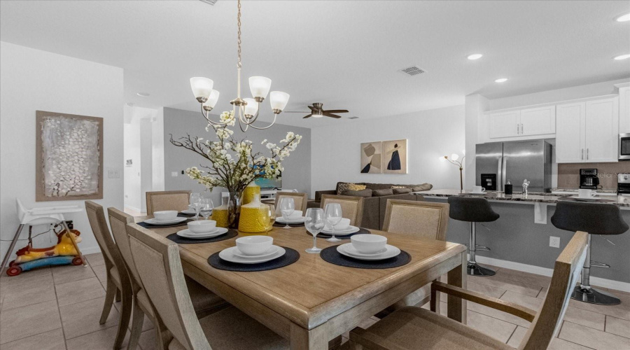 KISSIMMEE, Florida 34747, 4 Bedrooms Bedrooms, ,4 BathroomsBathrooms,Residential,For Sale,TROPICAL PALMS,0,MFRO6295235