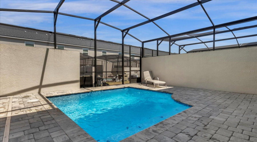 KISSIMMEE, Florida 34747, 4 Bedrooms Bedrooms, ,4 BathroomsBathrooms,Residential,For Sale,TROPICAL PALMS,0,MFRO6295235