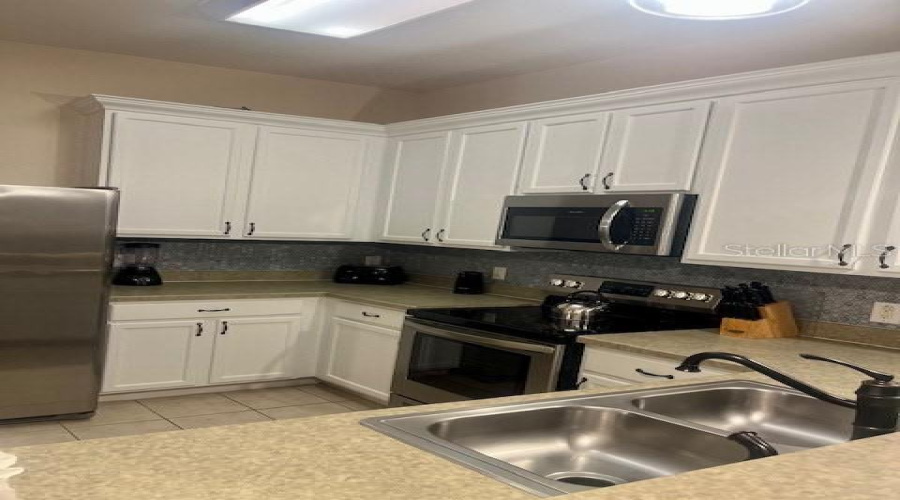 DAVENPORT, Florida 33837, 3 Bedrooms Bedrooms, ,2 BathroomsBathrooms,Residential,For Sale,RUM,MFRO6264793