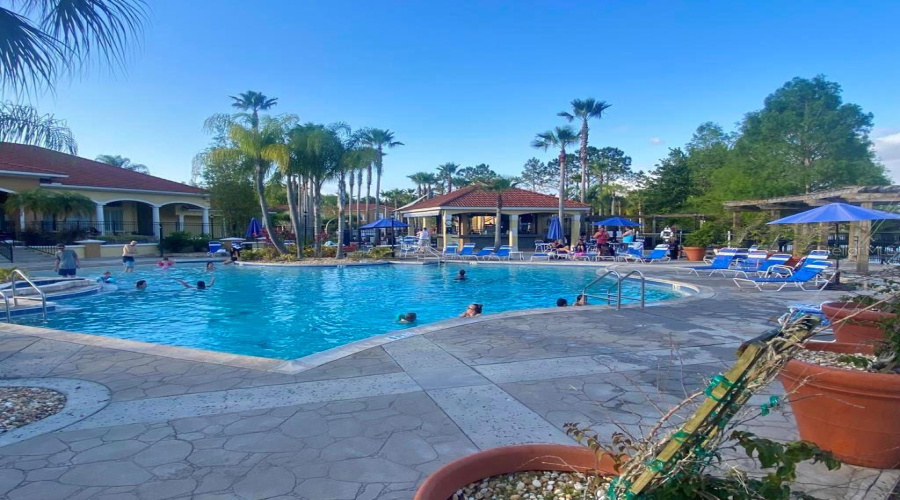 Kissimmee, Florida 34746, 3 Bedrooms Bedrooms, ,2 Bathroomsbathrooms,Residential,For Sale,Ormond Beach,Mfrs5122559