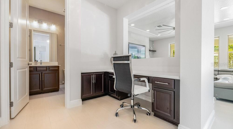 Orlando, Florida 32836, 4 Bedrooms Bedrooms, ,3 Bathroomsbathrooms,Residential,For Sale,Brixford,Mfro6287089