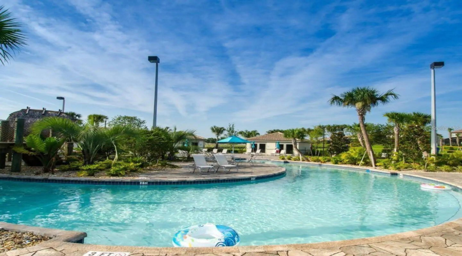 Davenport, Florida 33896, 2 Bedrooms Bedrooms, ,2 Bathroomsbathrooms,Residential,For Sale,Drop,Mfro6293593