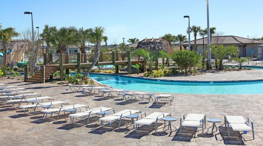 Davenport, Florida 33896, 2 Bedrooms Bedrooms, ,2 Bathroomsbathrooms,Residential,For Sale,Drop,Mfro6293593