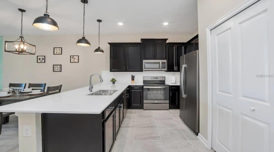 Davenport, Florida 33896, 2 Bedrooms Bedrooms, ,2 Bathroomsbathrooms,Residential,For Sale,Drop,Mfro6293593