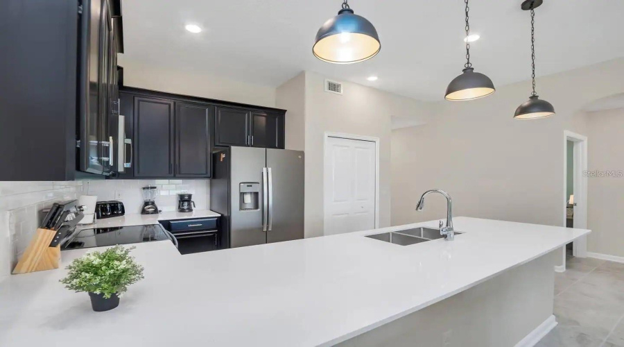 Davenport, Florida 33896, 2 Bedrooms Bedrooms, ,2 Bathroomsbathrooms,Residential,For Sale,Drop,Mfro6293593