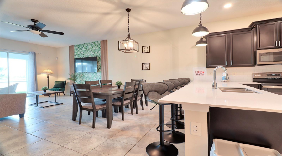 Davenport, Florida 33896, 2 Bedrooms Bedrooms, ,2 Bathroomsbathrooms,Residential,For Sale,Drop,Mfro6293593