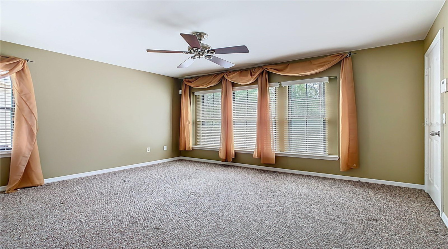 Celebration, Florida 34747, 2 Bedrooms Bedrooms, ,2 Bathroomsbathrooms,Residential,For Sale,Centervale,Mfrs5123714
