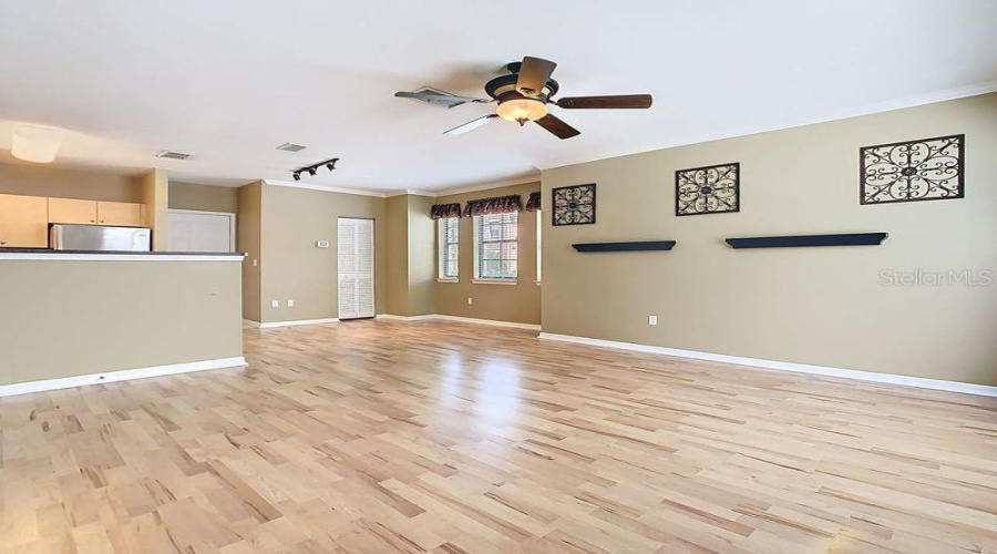 Celebration, Florida 34747, 2 Bedrooms Bedrooms, ,2 Bathroomsbathrooms,Residential,For Sale,Centervale,Mfrs5123714