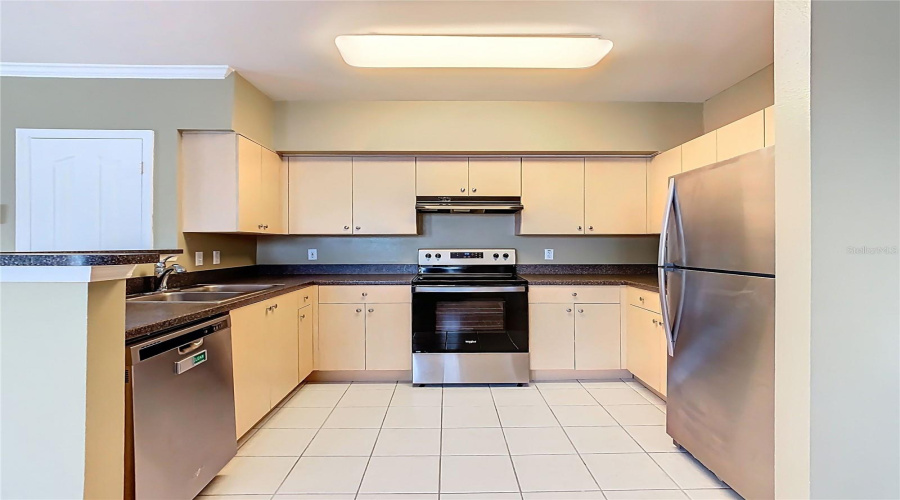 Celebration, Florida 34747, 2 Bedrooms Bedrooms, ,2 Bathroomsbathrooms,Residential,For Sale,Centervale,Mfrs5123714