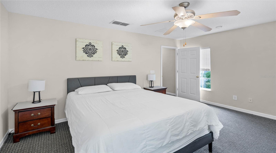 Davenport, Florida 33897, 7 Bedrooms Bedrooms, ,5 Bathroomsbathrooms,Residential,For Sale,Mcfee,Mfrs5123764