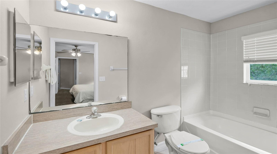 Davenport, Florida 33897, 7 Bedrooms Bedrooms, ,5 Bathroomsbathrooms,Residential,For Sale,Mcfee,Mfrs5123764