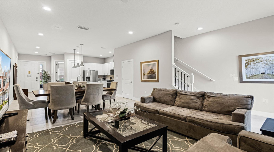 KISSIMMEE, Florida 34747, 4 Bedrooms Bedrooms, ,5 BathroomsBathrooms,Residential,For Sale,SUNRISE SHORES,0,MFRS5123862