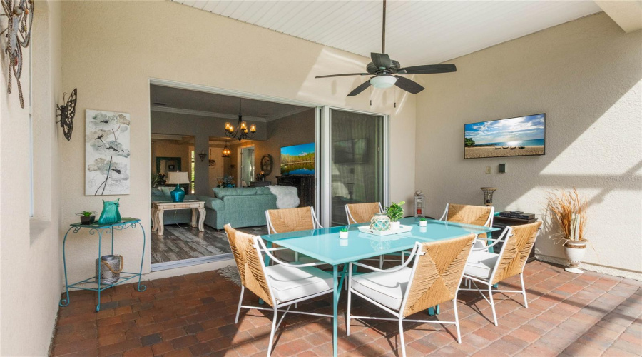 KISSIMMEE, Florida 34746, 3 Bedrooms Bedrooms, ,2 BathroomsBathrooms,Residential,For Sale,PARADISO,0,MFRO6295394