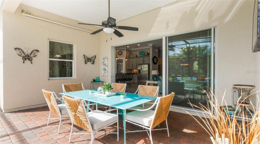 KISSIMMEE, Florida 34746, 3 Bedrooms Bedrooms, ,2 BathroomsBathrooms,Residential,For Sale,PARADISO,0,MFRO6295394