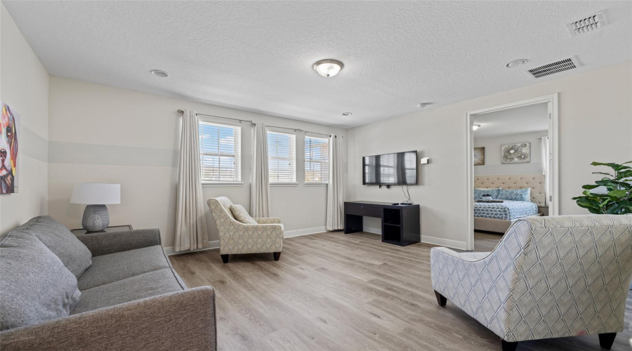 KISSIMMEE, Florida 34747, 6 Bedrooms Bedrooms, ,6 BathroomsBathrooms,Residential,For Sale,MARKER,0,MFRO6294390