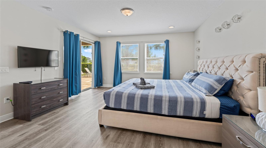 KISSIMMEE, Florida 34747, 6 Bedrooms Bedrooms, ,6 BathroomsBathrooms,Residential,For Sale,MARKER,0,MFRO6294390