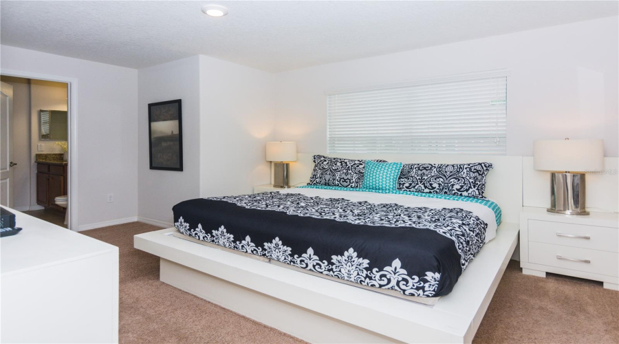 Kissimmee, Florida 34747, 5 Bedrooms Bedrooms, ,4 Bathroomsbathrooms,Residential,For Sale,Banana Palm,Mfro6295825