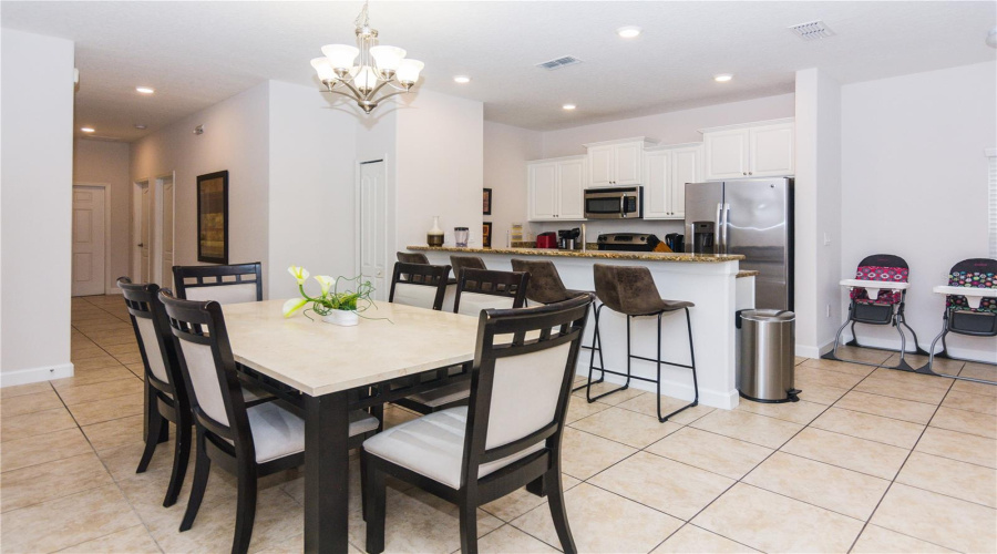 Kissimmee, Florida 34747, 5 Bedrooms Bedrooms, ,4 Bathroomsbathrooms,Residential,For Sale,Banana Palm,Mfro6295825