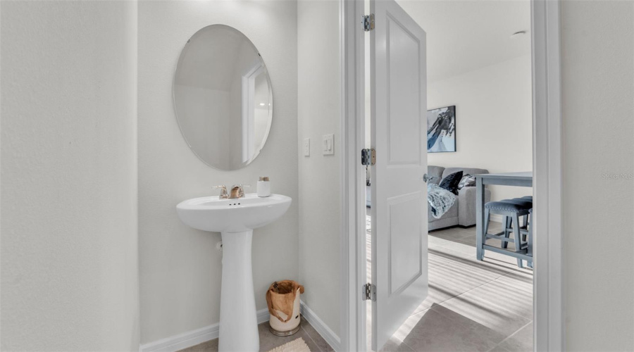 Davenport, Florida 33896, 3 Bedrooms Bedrooms, ,2 Bathroomsbathrooms,Residential,For Sale,Delightful,Mfrl4951889