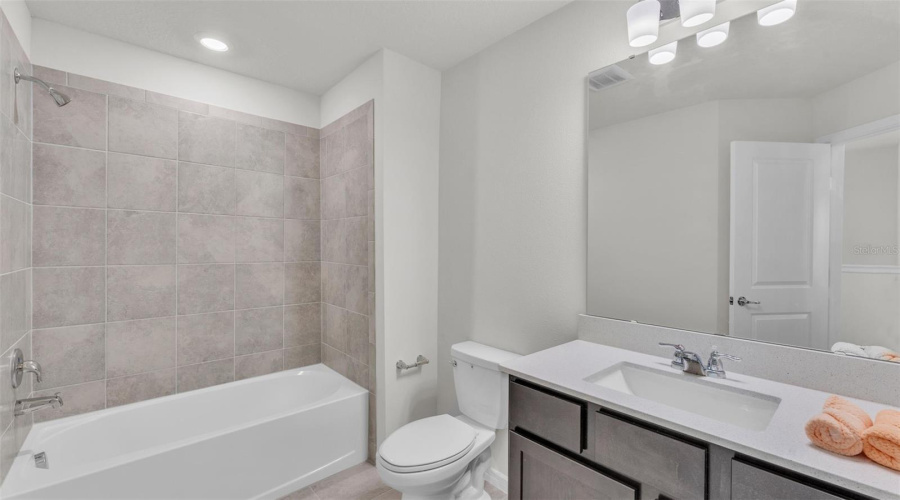 Davenport, Florida 33896, 3 Bedrooms Bedrooms, ,2 Bathroomsbathrooms,Residential,For Sale,Delightful,Mfrl4951889