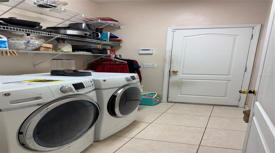 KISSIMMEE, Florida 34746, 4 Bedrooms Bedrooms, ,2 BathroomsBathrooms,Residential,For Sale,SAINT CLAIR,0,MFRS5123920