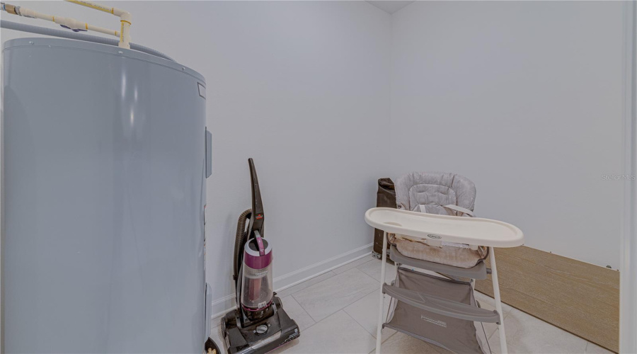 KISSIMMEE, Florida 34746, 6 Bedrooms Bedrooms, ,5 BathroomsBathrooms,Residential,For Sale,BOOKMARK,0,MFRO6295865