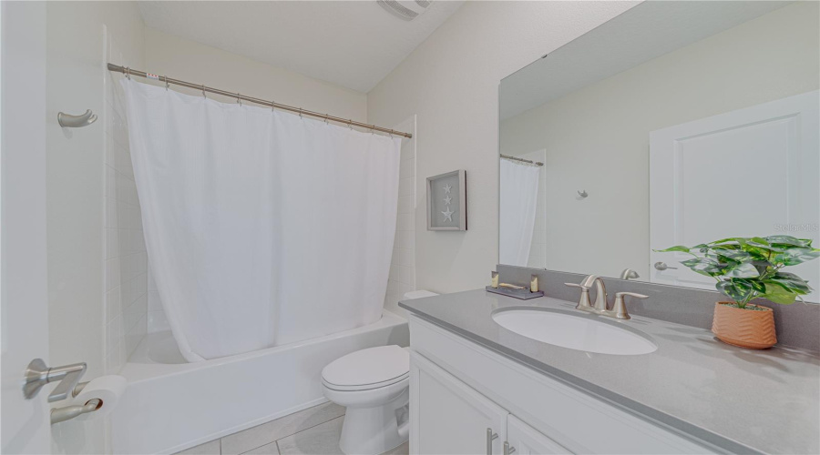 KISSIMMEE, Florida 34746, 6 Bedrooms Bedrooms, ,5 BathroomsBathrooms,Residential,For Sale,BOOKMARK,0,MFRO6295865