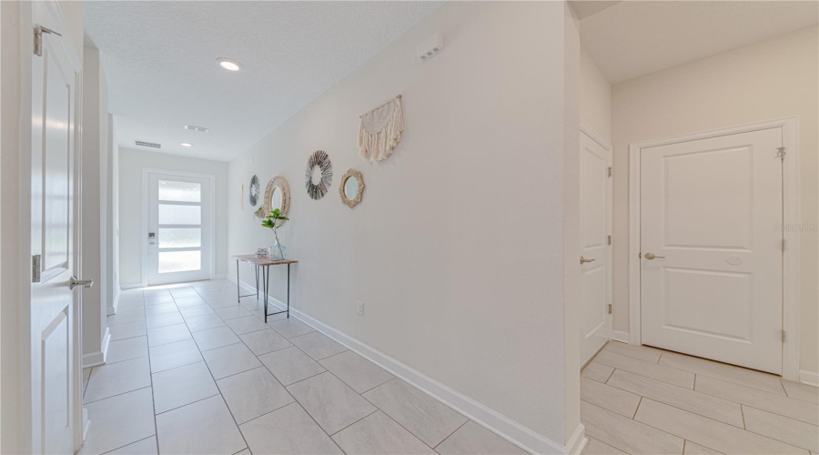 KISSIMMEE, Florida 34746, 6 Bedrooms Bedrooms, ,5 BathroomsBathrooms,Residential,For Sale,BOOKMARK,0,MFRO6295865
