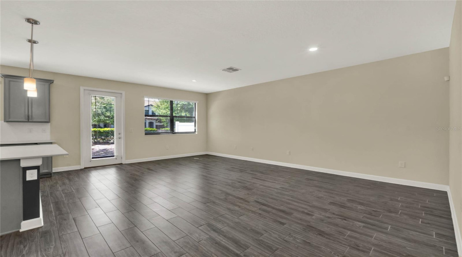 Davenport, Florida 33896, 3 Bedrooms Bedrooms, ,2 Bathroomsbathrooms,Residential,For Sale,Payne Stewart,Mfro6295165