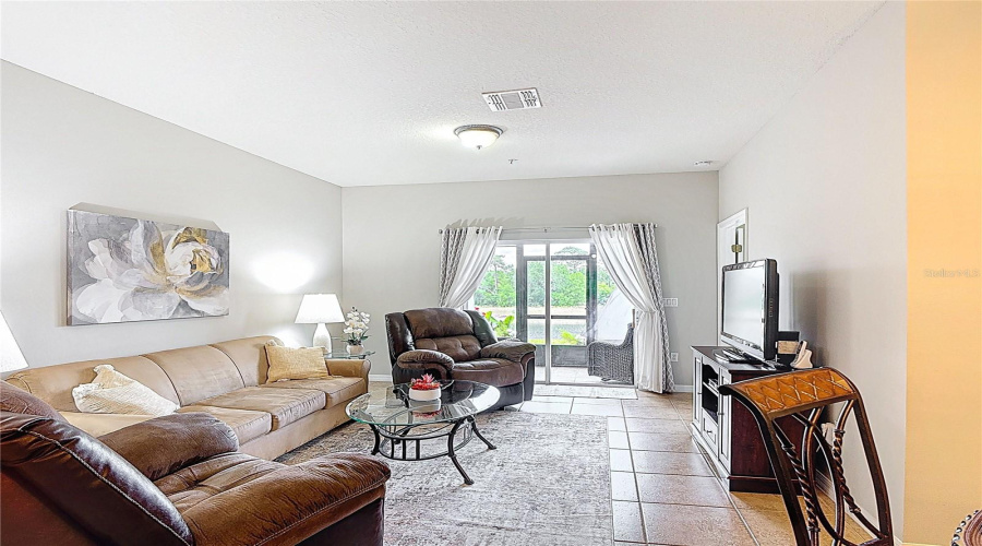 Kissimmee, Florida 34747, 3 Bedrooms Bedrooms, ,2 Bathroomsbathrooms,Residential,For Sale,Oakwater,Mfrs5119973