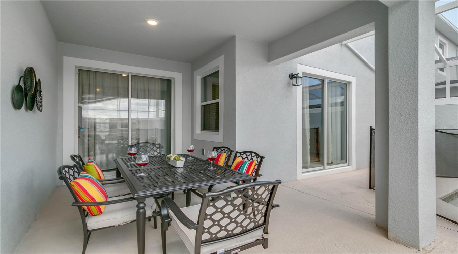 DAVENPORT, Florida 33896, 4 Bedrooms Bedrooms, ,3 BathroomsBathrooms,Residential,For Sale,CHALLENGE,MFRO6294456