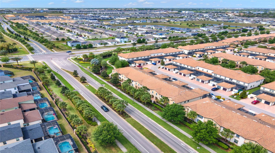 KISSIMMEE, Florida 34747, 5 Bedrooms Bedrooms, ,4 BathroomsBathrooms,Residential,For Sale,DUBAI,0,MFRS5123971