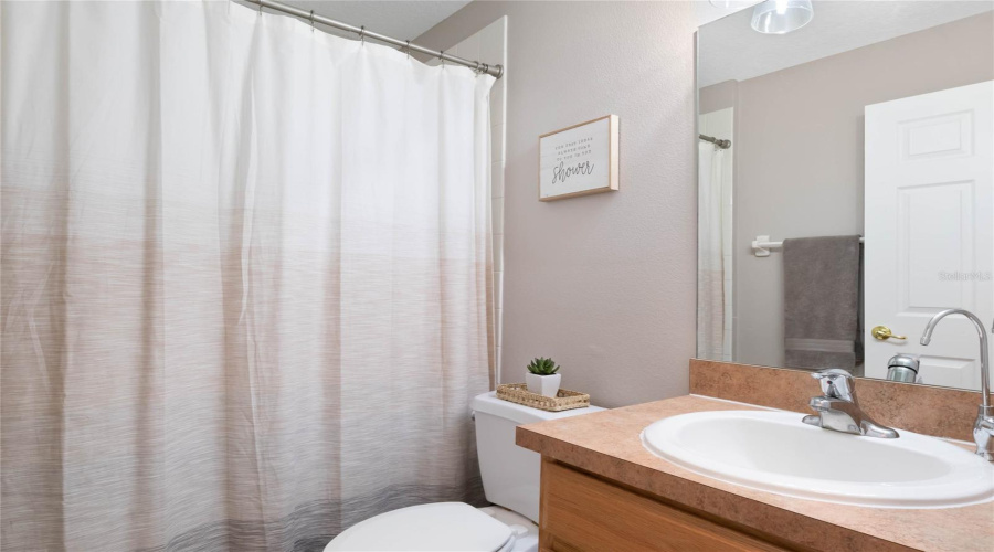 Davenport, Florida 33897, 3 Bedrooms Bedrooms, ,2 Bathroomsbathrooms,Residential,For Sale,Highgate Park,Mfrs5122895