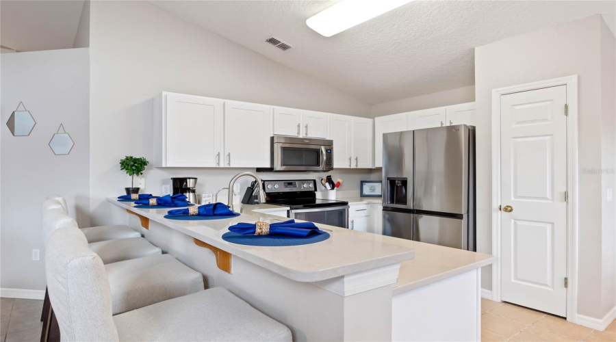 Davenport, Florida 33897, 3 Bedrooms Bedrooms, ,2 Bathroomsbathrooms,Residential,For Sale,Highgate Park,Mfrs5122895