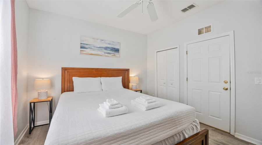 Davenport, Florida 33897, 4 Bedrooms Bedrooms, ,3 Bathroomsbathrooms,Residential,For Sale,Calabria,Mfrtb8365420