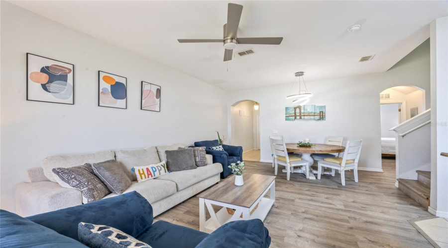 Davenport, Florida 33897, 4 Bedrooms Bedrooms, ,3 Bathroomsbathrooms,Residential,For Sale,Calabria,Mfrtb8365420