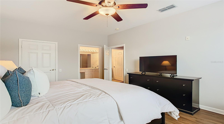 Guest Bedroom 1 – Cozy space for guests.