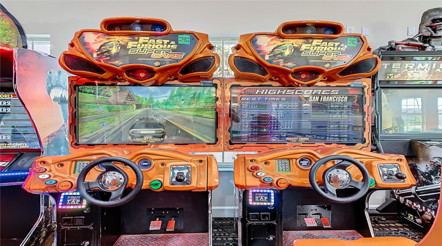 Game Room – Arcade and billiards.
