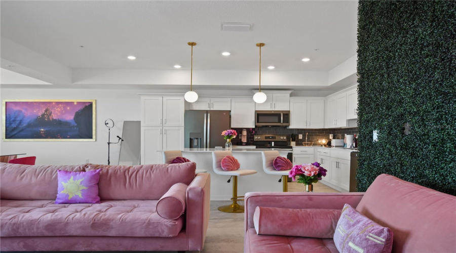 KISSIMMEE, Florida 34746, 2 Bedrooms Bedrooms, ,2 BathroomsBathrooms,Residential,For Sale,PARADOX,0,MFRO6296200