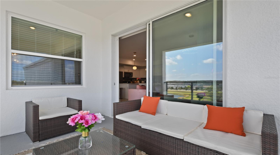 KISSIMMEE, Florida 34746, 2 Bedrooms Bedrooms, ,2 BathroomsBathrooms,Residential,For Sale,PARADOX,0,MFRO6296200