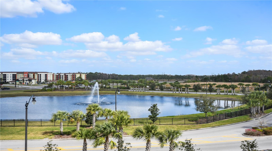 KISSIMMEE, Florida 34746, 2 Bedrooms Bedrooms, ,2 BathroomsBathrooms,Residential,For Sale,PARADOX,0,MFRO6296200