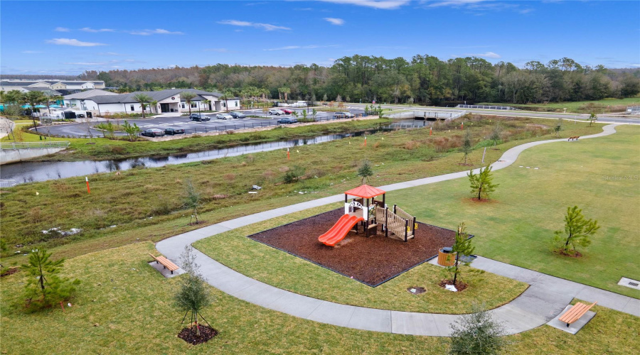 KISSIMMEE, Florida 34746, 2 Bedrooms Bedrooms, ,2 BathroomsBathrooms,Residential,For Sale,PARADOX,0,MFRO6296200