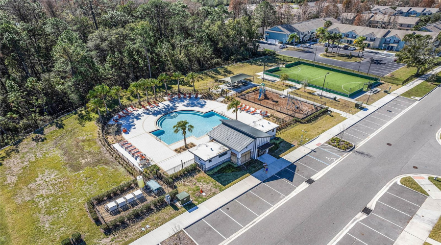 KISSIMMEE, Florida 34746, 2 Bedrooms Bedrooms, ,2 BathroomsBathrooms,Residential,For Sale,PARADOX,0,MFRO6296200