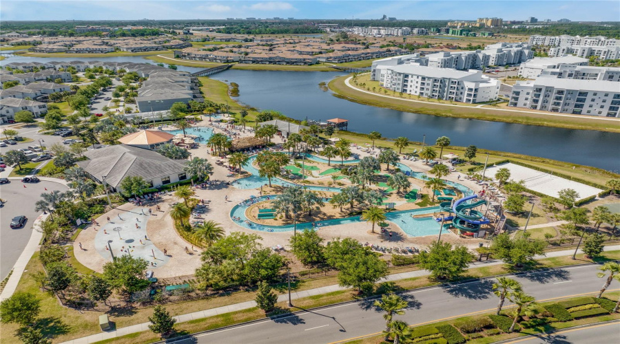 KISSIMMEE, Florida 34746, 2 Bedrooms Bedrooms, ,2 BathroomsBathrooms,Residential,For Sale,PARADOX,0,MFRO6296200