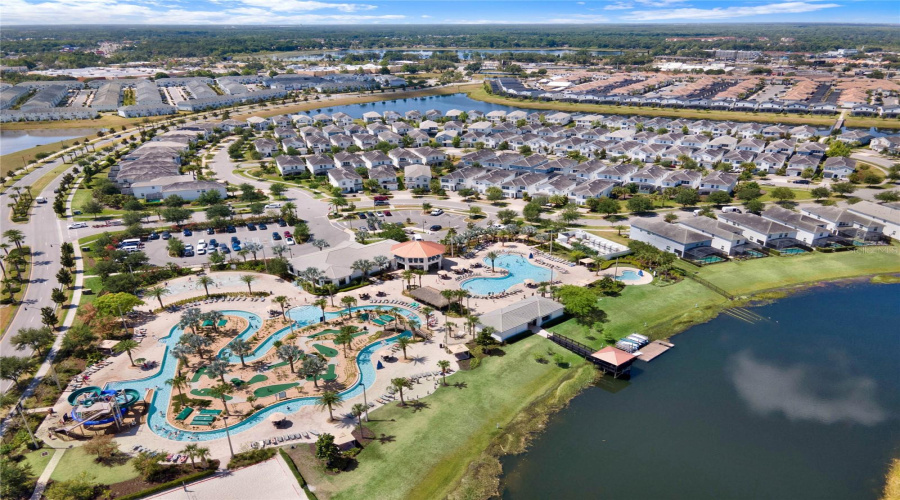 KISSIMMEE, Florida 34746, 2 Bedrooms Bedrooms, ,2 BathroomsBathrooms,Residential,For Sale,PARADOX,0,MFRO6296200